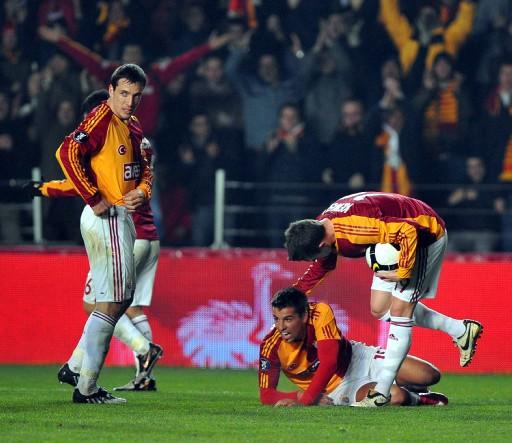 Galatasaray - Hamburg maçı - Resim 3