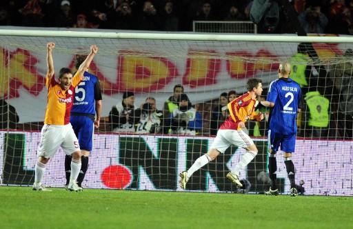 Galatasaray - Hamburg maçı - Resim 18