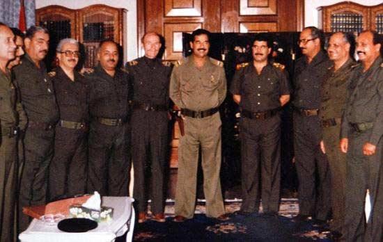 Saddam ve Aziz'in özel fotoğrafları - Resim 16
