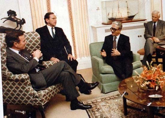 Saddam ve Aziz'in özel fotoğrafları - Resim 15