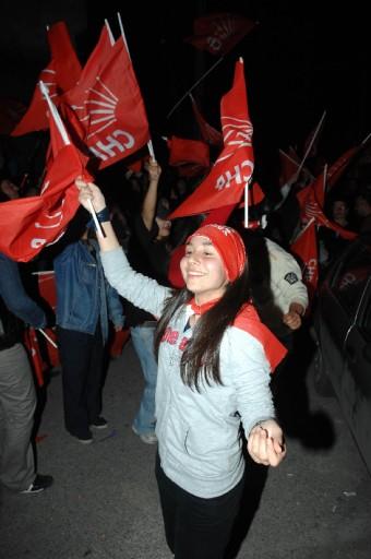 Seçim sevinci - Resim 32