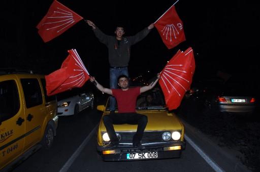 Seçim sevinci - Resim 44