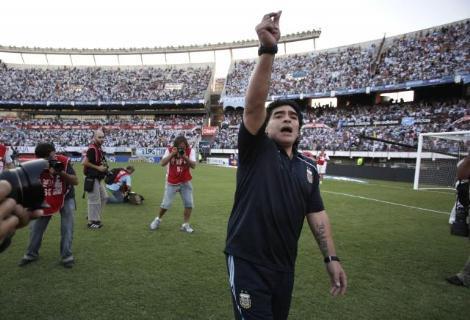 Maradona ve ailesi - Resim 5