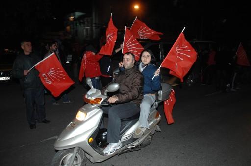 Seçim sevinci - Resim 54