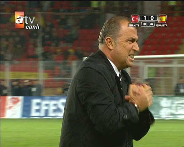 Türkiye - İspanya maçı - Resim 1