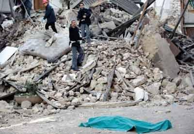 İtalya'da deprem - Resim 32