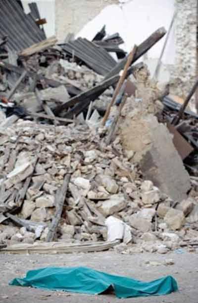 İtalya'da deprem - Resim 13