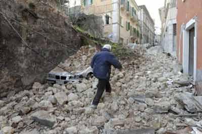 İtalya'da deprem - Resim 4