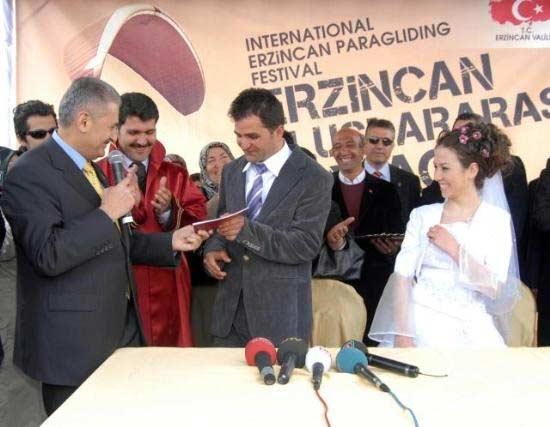 EN HAVALI gelin damat - Resim 3