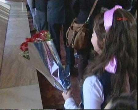 Anıtkabir'de Ergenekon protestosu