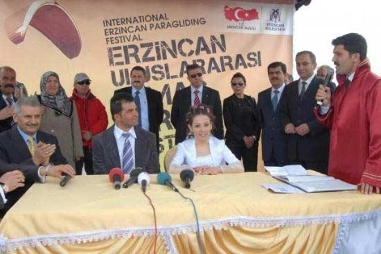 EN HAVALI gelin damat - Resim 10