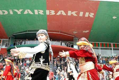 Diyarbakır'da 23 Nisan kutlamaları - Resim 5