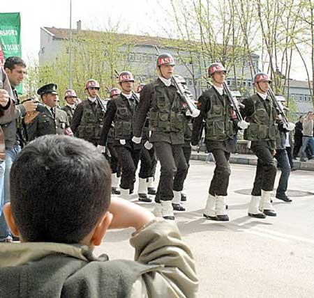 Diyarbakır'da 23 Nisan kutlamaları - Resim 6