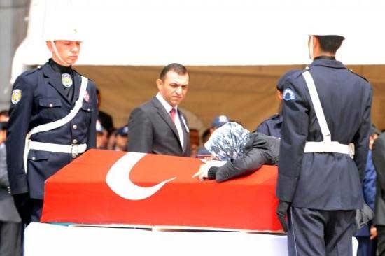 Şehit polise son görev - Resim 10