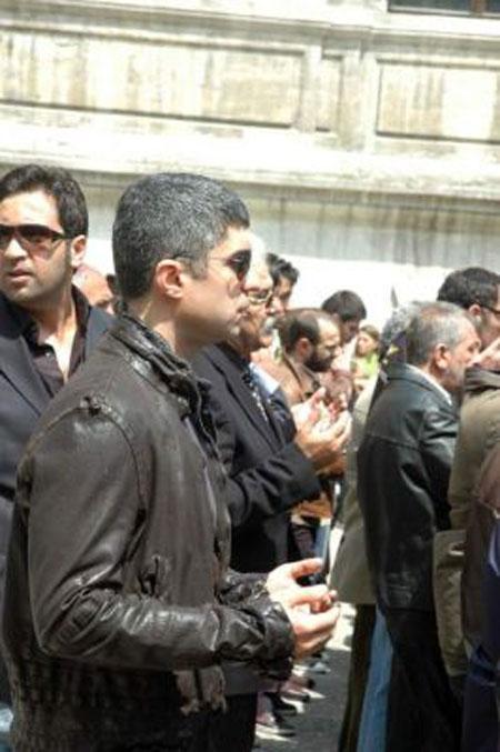 Yaman Tarcan toprağa verildi