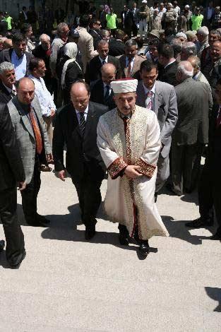 Kadın eli değen ilk modern cami - Resim 31
