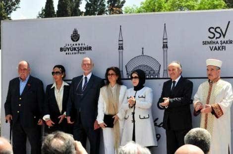 Kadın eli değen ilk modern cami - Resim 53