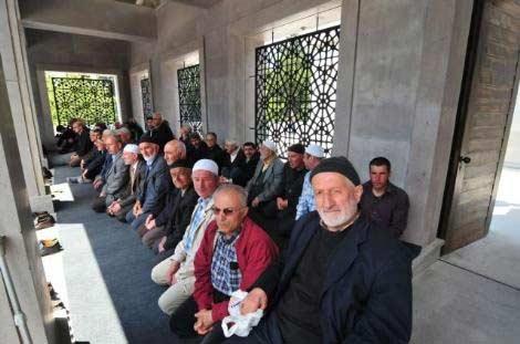 Kadın eli değen ilk modern cami - Resim 27