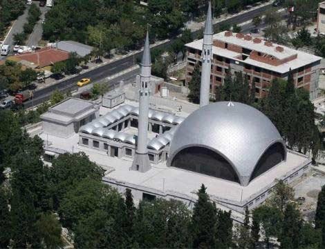 Kadın eli değen ilk modern cami - Resim 28