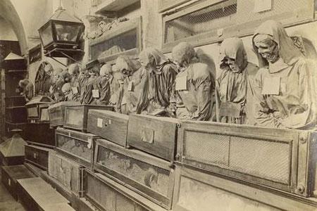 90 yıl bozulmayan ceset