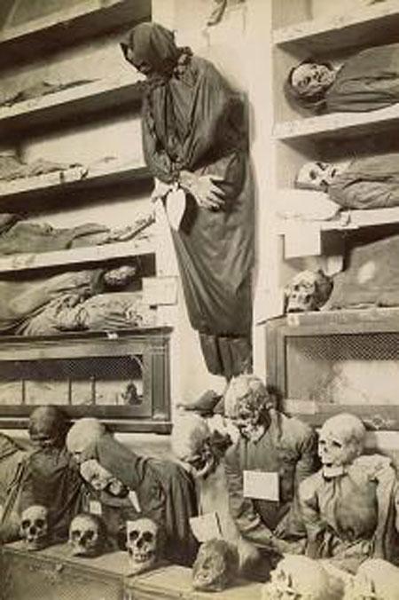 90 yıl bozulmayan ceset