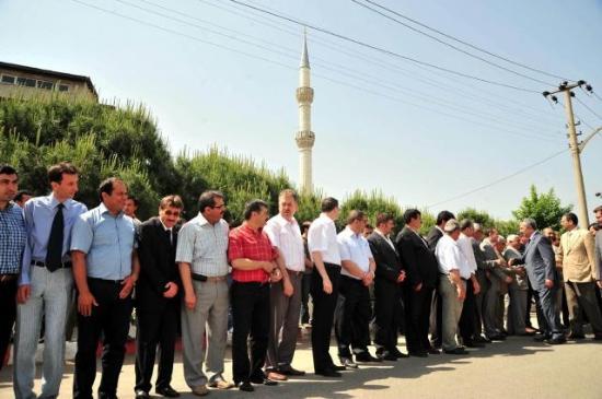 Bakan Arınç kuyruğu - Resim 31