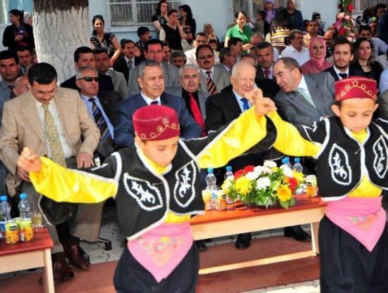 Bakan Arınç kuyruğu - Resim 3