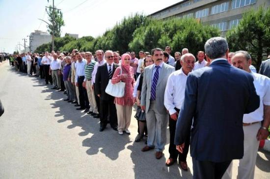 Bakan Arınç kuyruğu - Resim 23