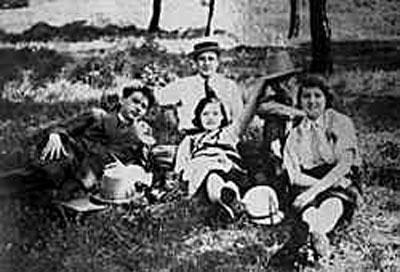 Fotoğraflarla Nazım Hikmet - Resim 48