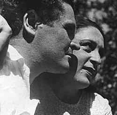 Fotoğraflarla Nazım Hikmet - Resim 11