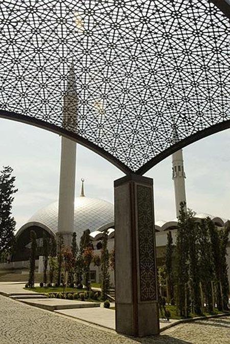 Kadın eli değen ilk Türk camii - Resim 7