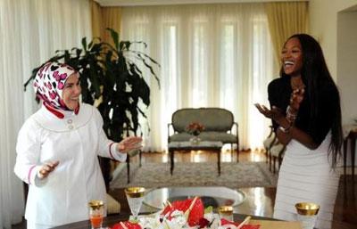 Naomi Campbell - Emine Erdoğan buluşması   - Resim 2