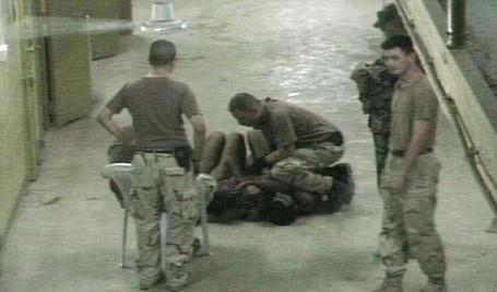 Amerikalı işkenceci kadın asker - Resim 20