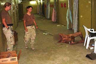 Amerikalı işkenceci kadın asker - Resim 23