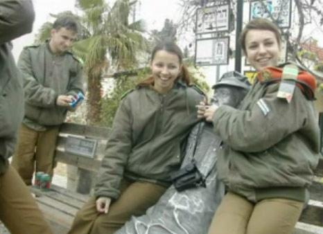 İsrail kadın askerleri