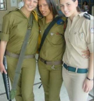 İsrail kadın askerleri