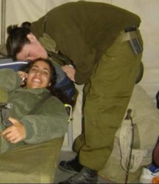 İsrail kadın askerleri