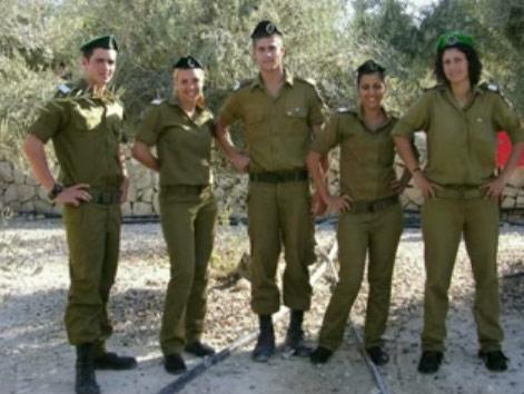 İsrail kadın askerleri