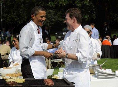 Obama mangal başında - Resim 3