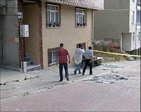 Esenturt'ta patlama - Resim 2