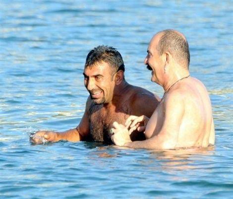 Cemil İpekçi tatilde - Resim 2