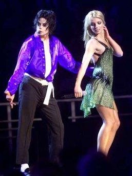 Michael Jackson öldü - Resim 189