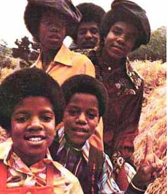 Michael Jackson öldü - Resim 19