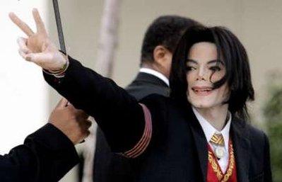 Michael Jackson öldü - Resim 97