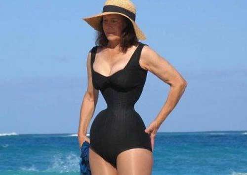 Dünyanın en ince belli kadını 