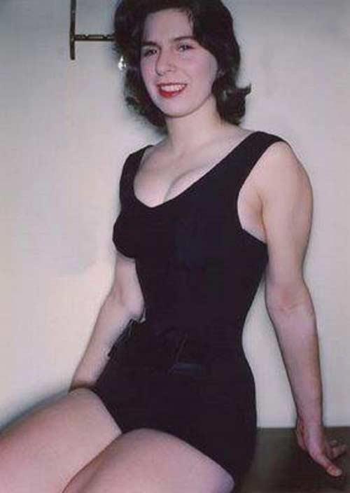 Dünyanın en ince belli kadını 