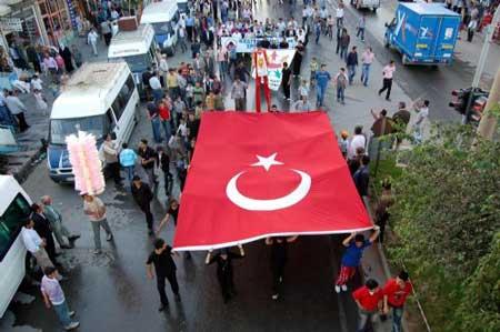 DTP'den Kaymakamı kızdıran saygı duruşu - Resim 6