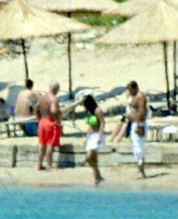 Suudi prensin kızı bikinili yakalandı - Resim 4