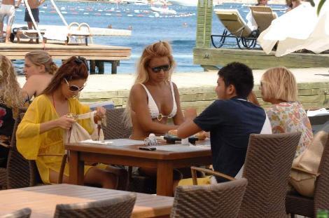 Demet Akalın'ın tatil keyfi - Resim 21