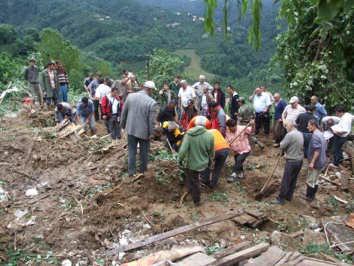 Karadeniz'i sel vurdu - Resim 3